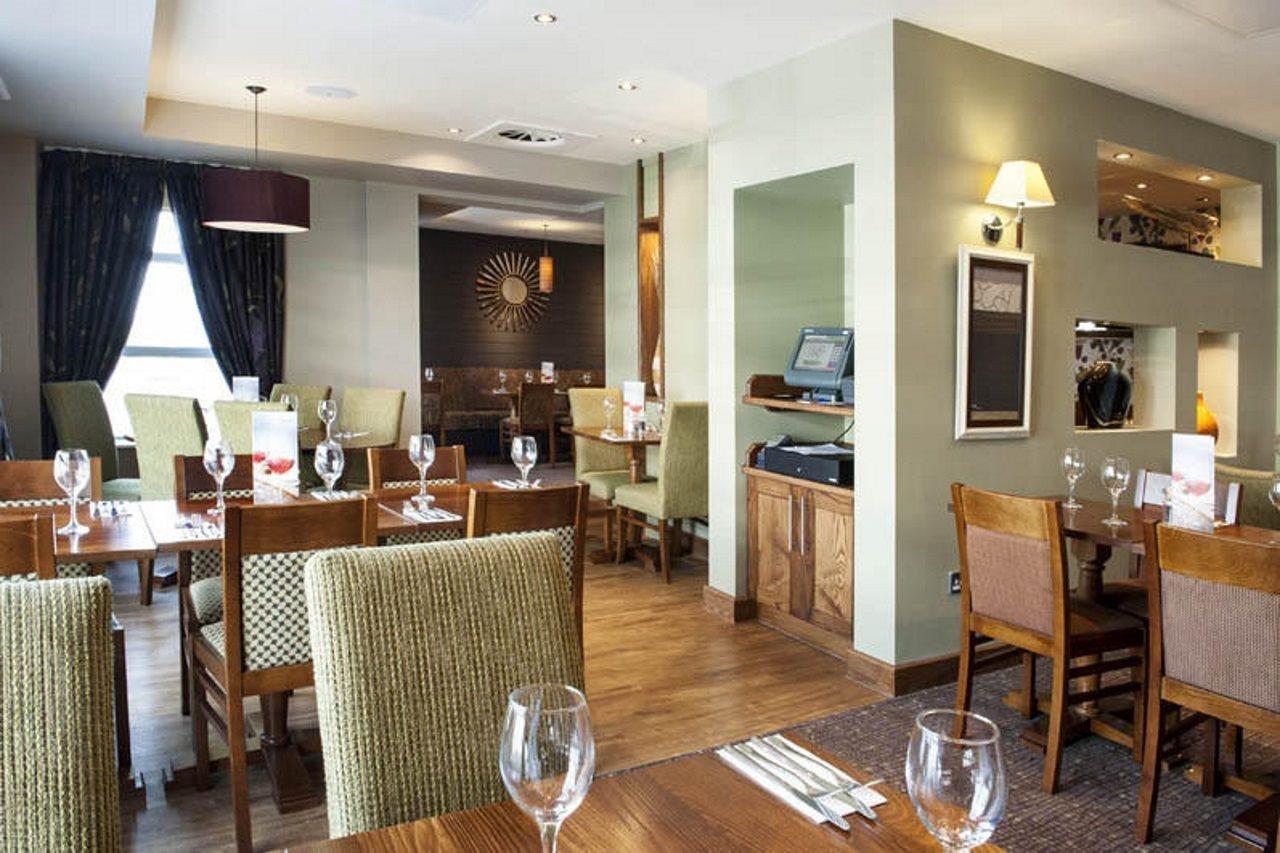 Premier Inn London Croydon Town Centre Экстерьер фото